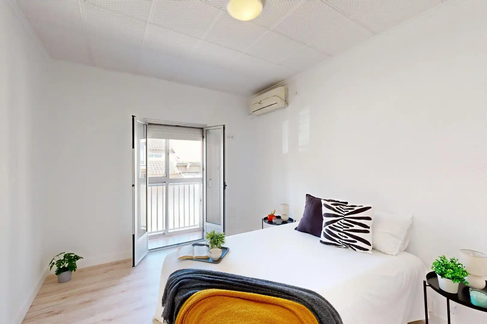 Schlafzimmer von Wohnung zum Verkauf in Cartagena mit Klimaanlage, Heizung und Balkon