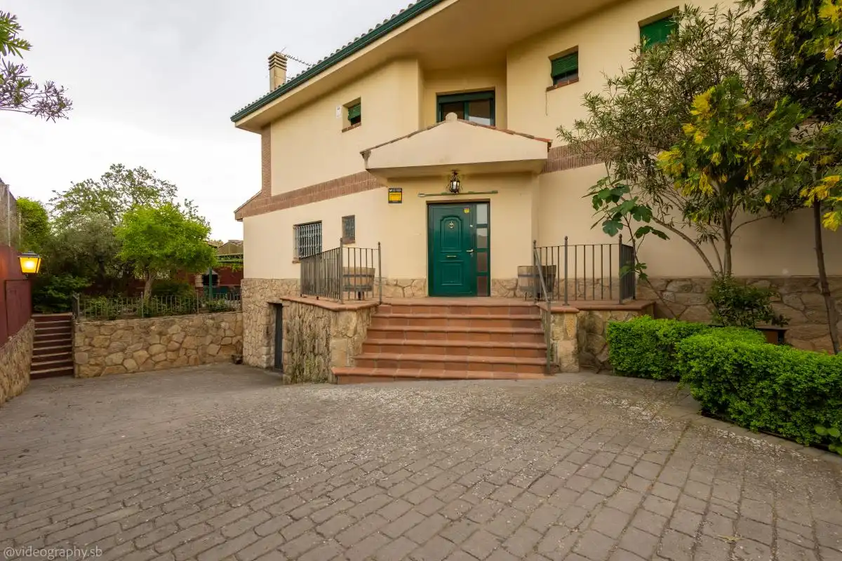 Vista exterior de Casa o chalet en venta en Morata de Tajuña con Aire acondicionado, Calefacción y Jardín privado