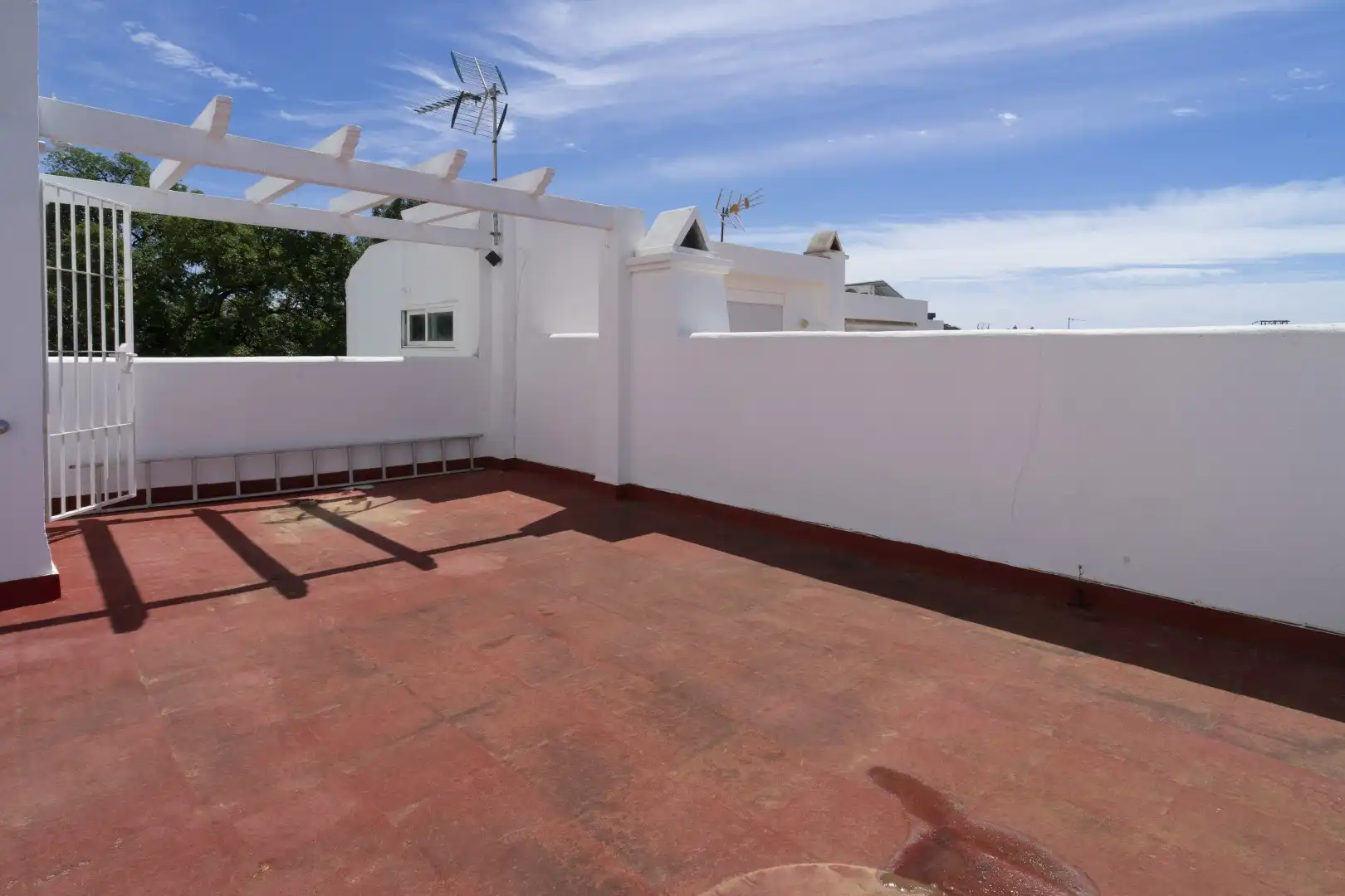 Terraza de Casa adosada en venta en Marbella con Jardín privado, Terraza y Piscina