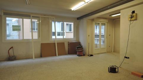 Foto 2 de Oficina de lloguer a As Lagoas, Ourense