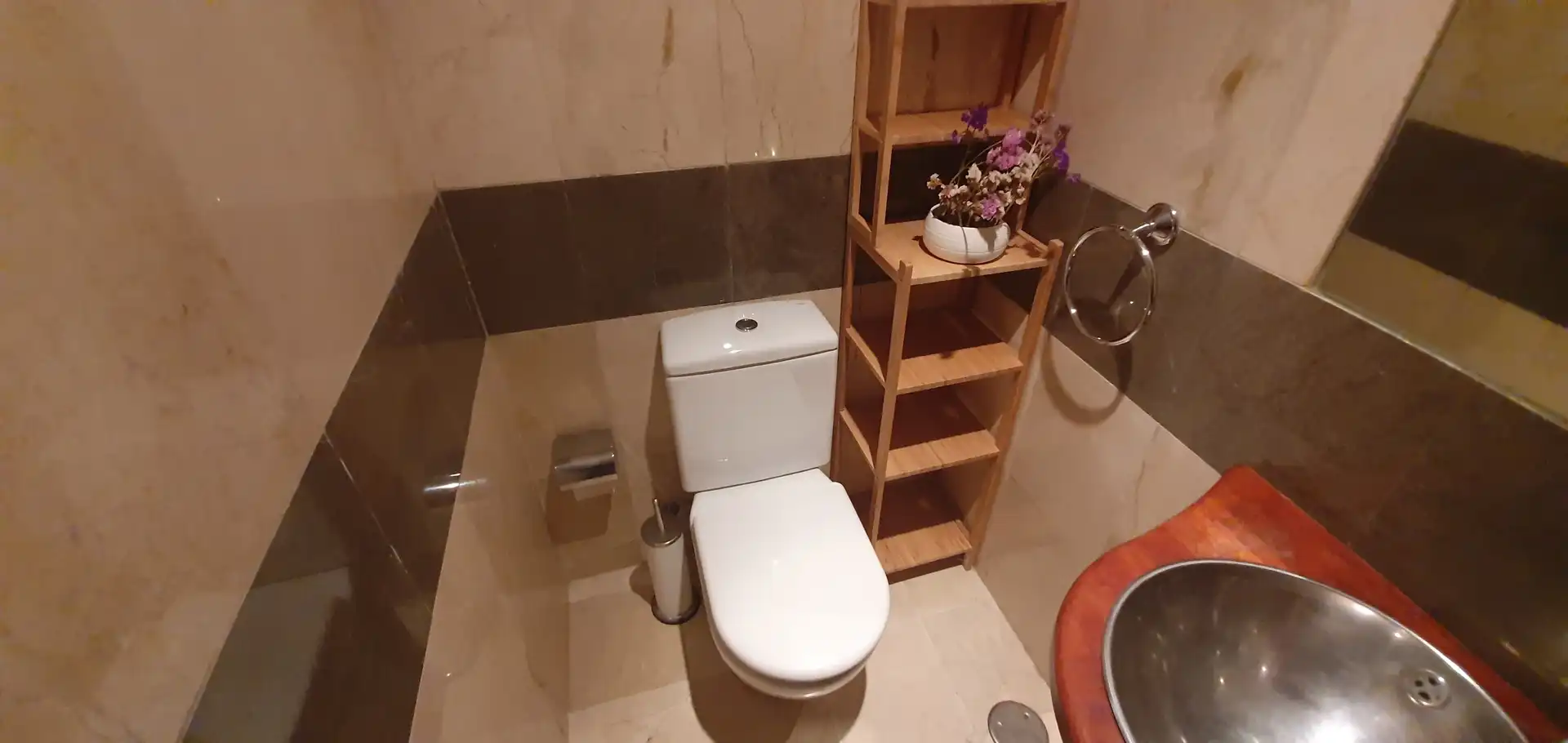 Bathroom of Flat for rent in Santa Cruz de Tenerife  with Private garden, Parquet flooring and Terrace