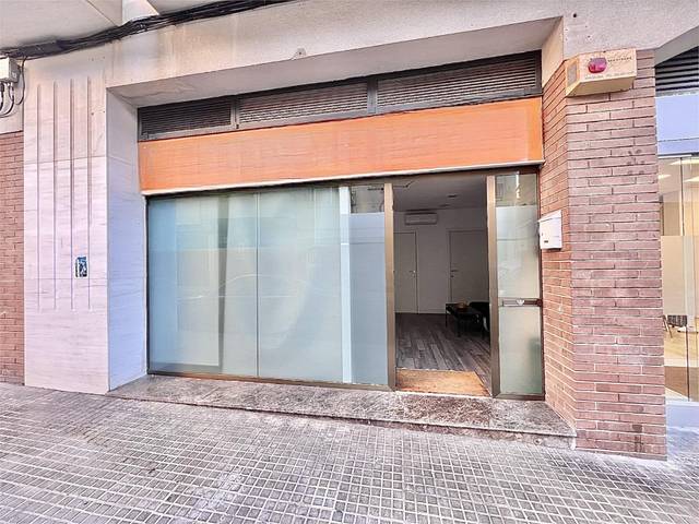 Local comercial en Alquiler en Calle Calle Roca i Roca,, 144 en Sant Pere Nord