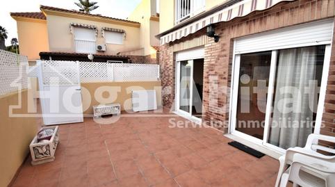 Foto 5 de Casa adosada en venda a Calle Formentera, Playa, Burriana / Borriana