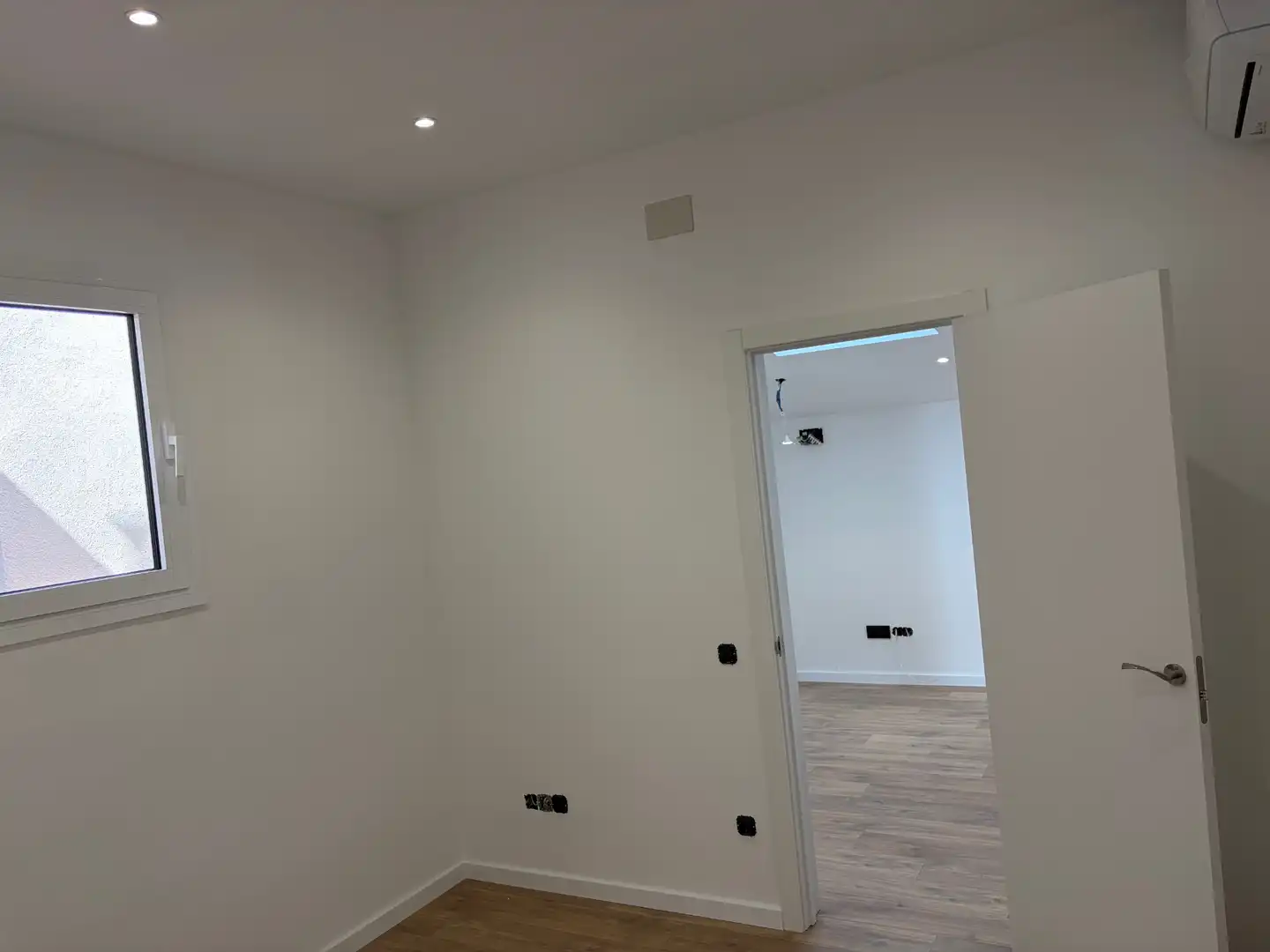Ático en venta en Sant Feliu de Llobregat con Aire acondicionado, Calefacción y Parquet