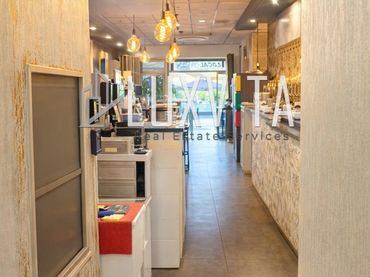 Local comercial en alquiler en Avenida Juan Carlos I