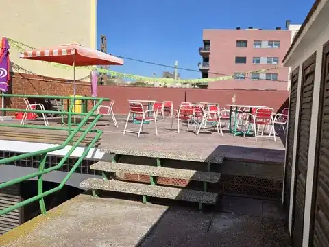 Gebäude zum Verkauf in Carrer d'Eduard Maristany, Centre