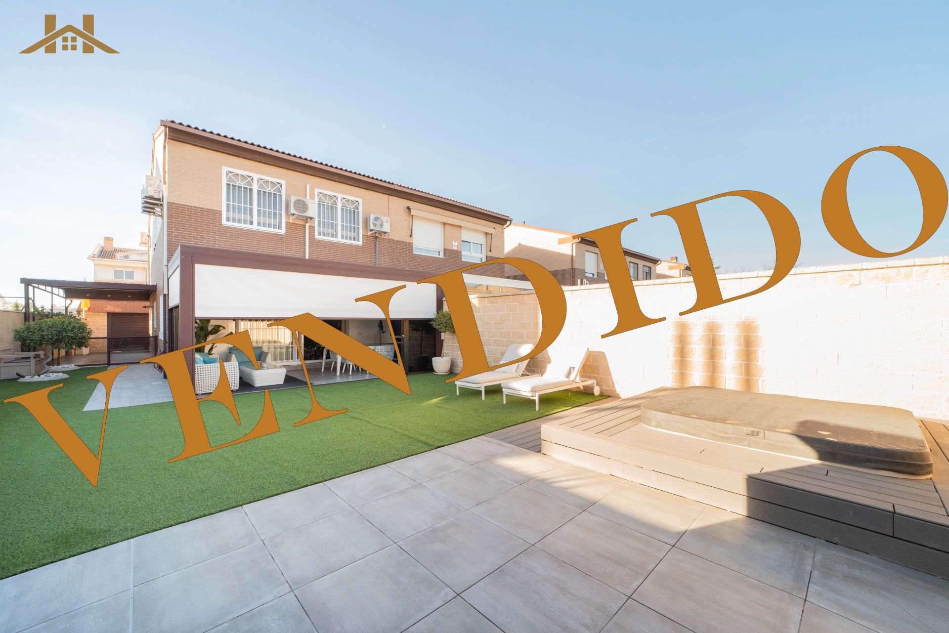 Terraza de Casa adosada en venta en Cubas de la Sagra con Aire acondicionado, Calefacción y Jardín privado