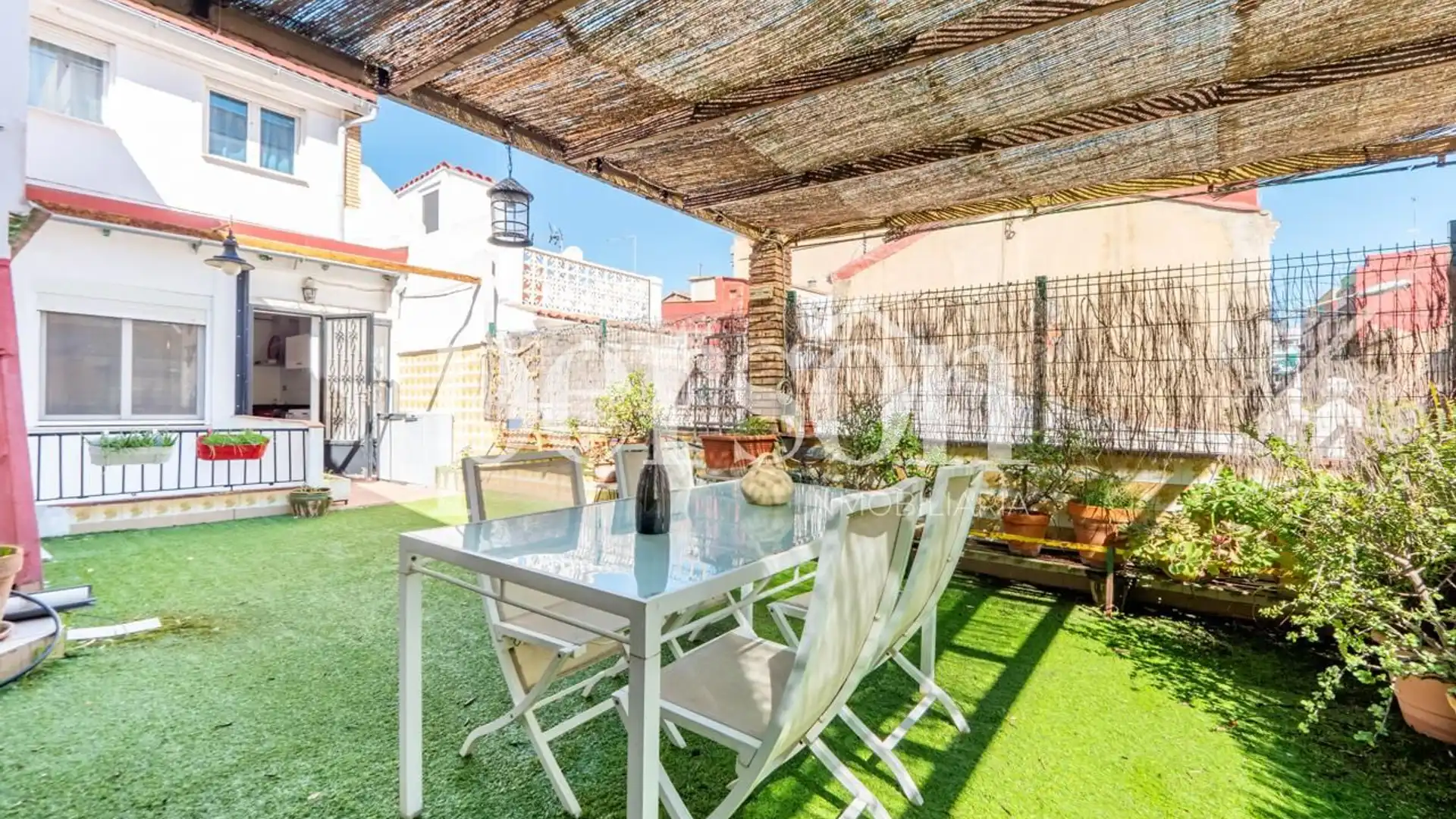 Terraza de Casa o chalet de alquiler en  Valencia Capital con Aire acondicionado, Terraza y Amueblado