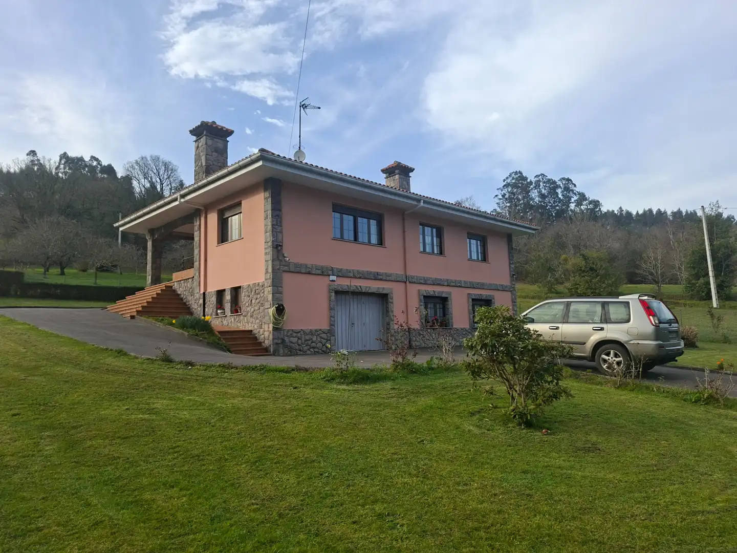 Exterior view of Houses for sale in Soto del Barco  with Heating, Private garden and Parquet flooring