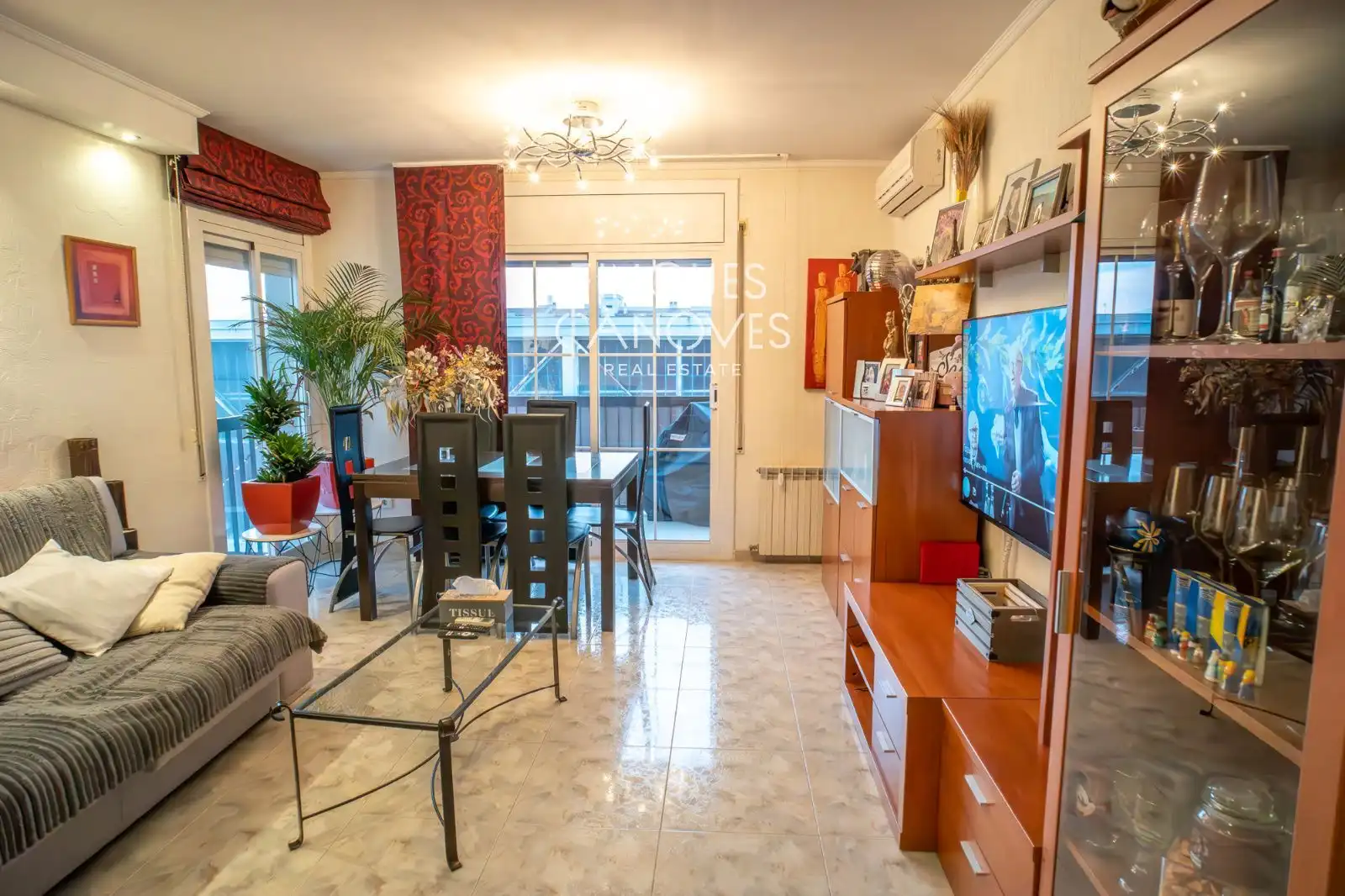 Living room of Attic for sale in Girona Capital  with Air Conditioner, Heating and Terrace