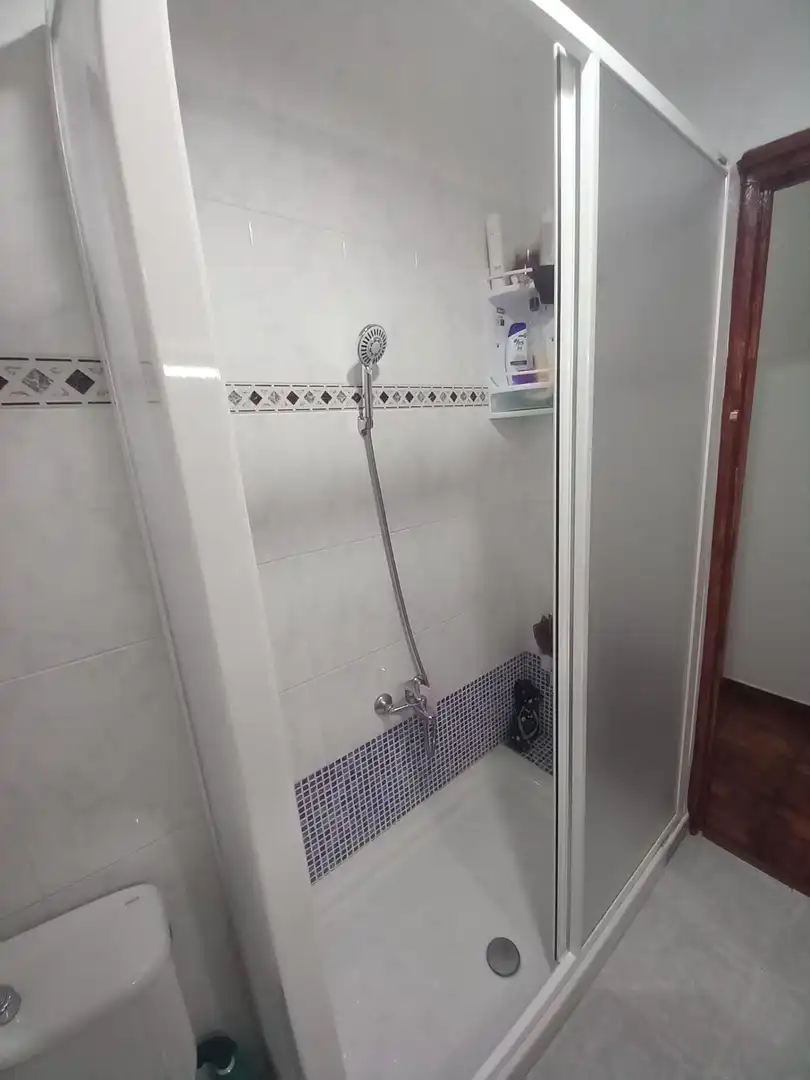 Wohnung zur Miete in Calle Ansar, Inmobiliaria - Barreda