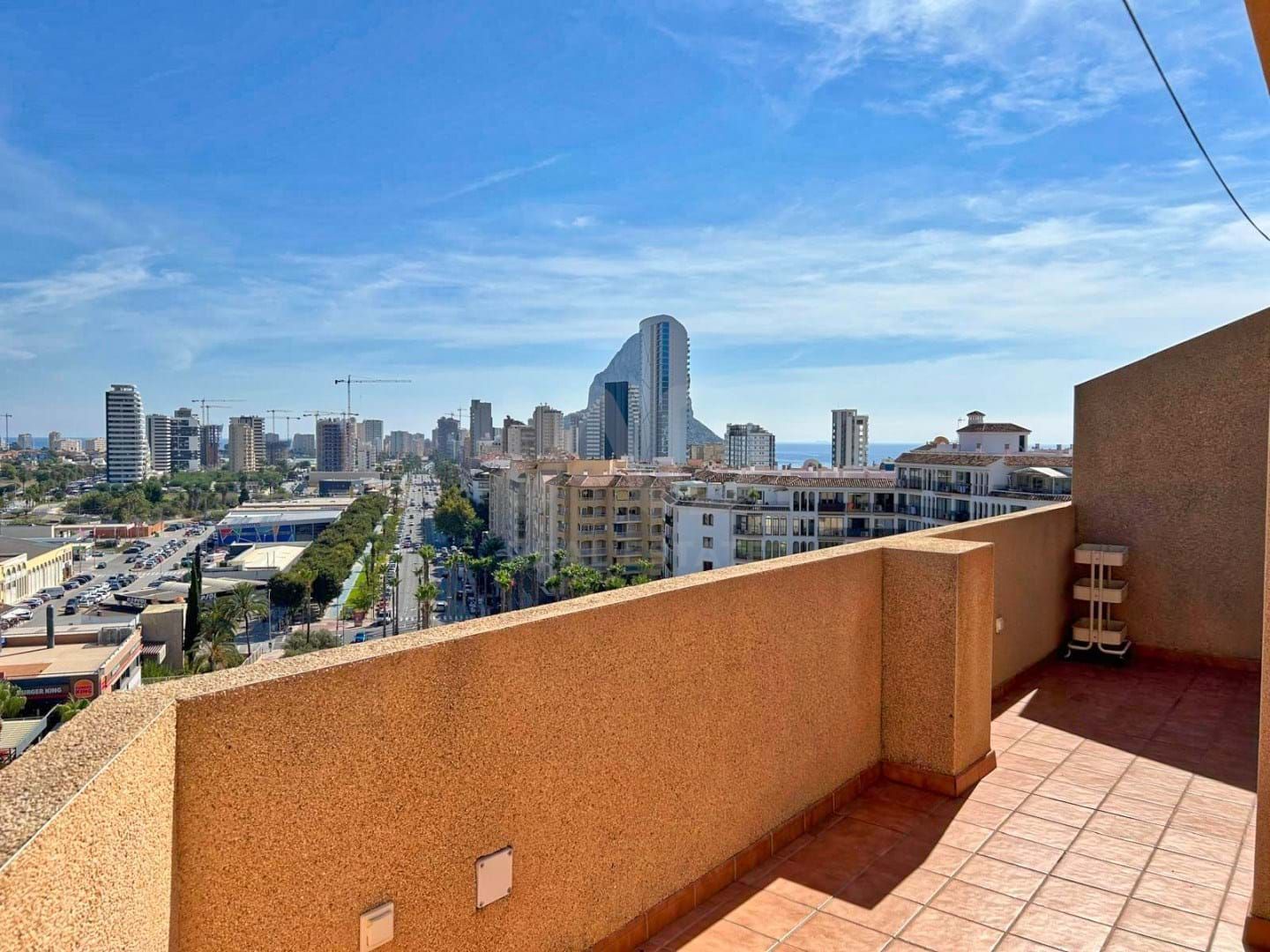 Exterior view of Flat to rent in Calpe / Calp  with Air Conditioner, Heating and Terrace
