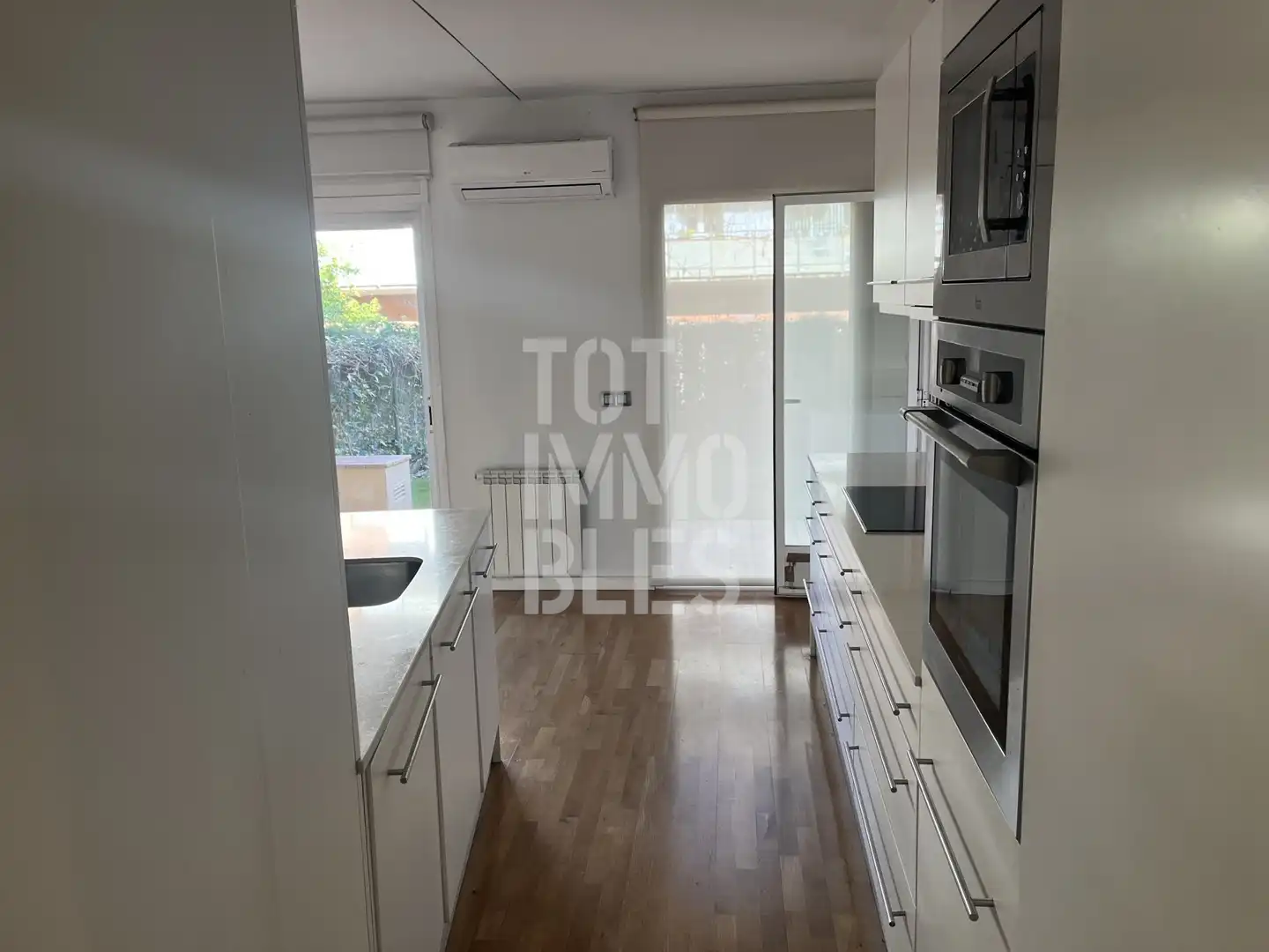 Cocina de Planta baja en venta en Girona con Aire acondicionado y Calefacción