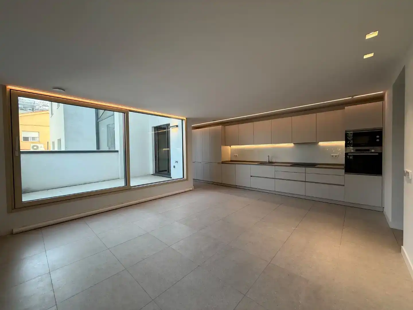 Küche von Wohnung zur Miete in  Madrid Capital mit Klimaanlage und Schwimmbad