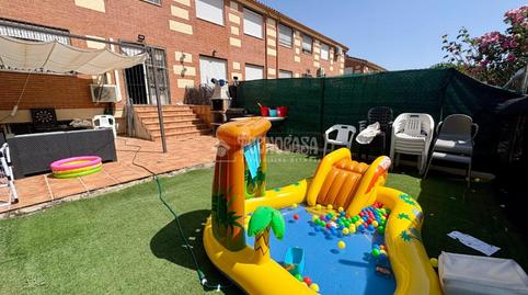 Foto 3 de Casa adosada en venda a Alovera, Guadalajara