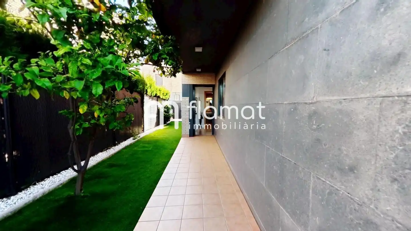 Vista exterior de Casa o xalet de lloguer en Cambrils