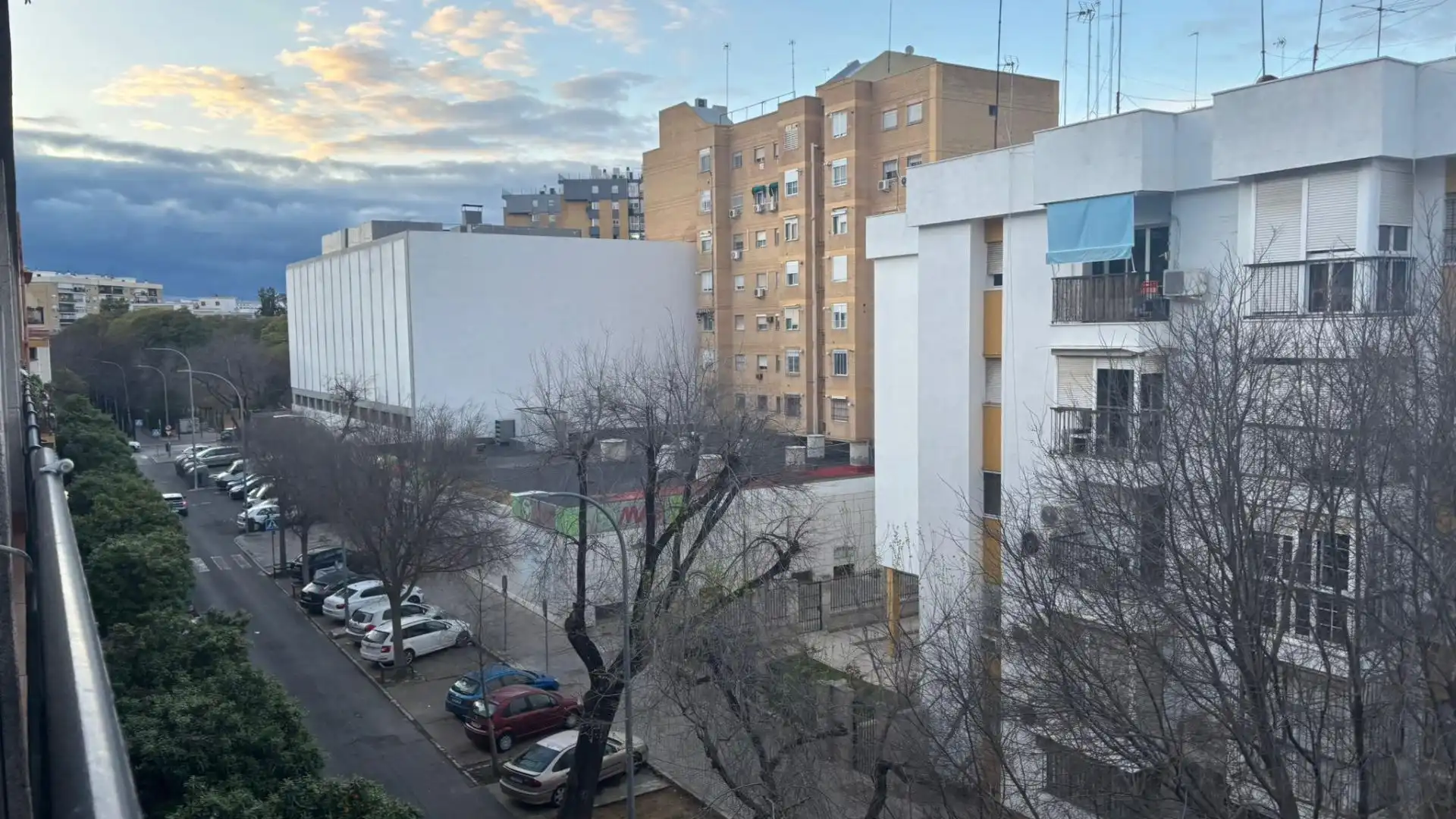 Vista exterior de Piso de alquiler en Sevilla con Aire acondicionado, Calefacción y Terraza