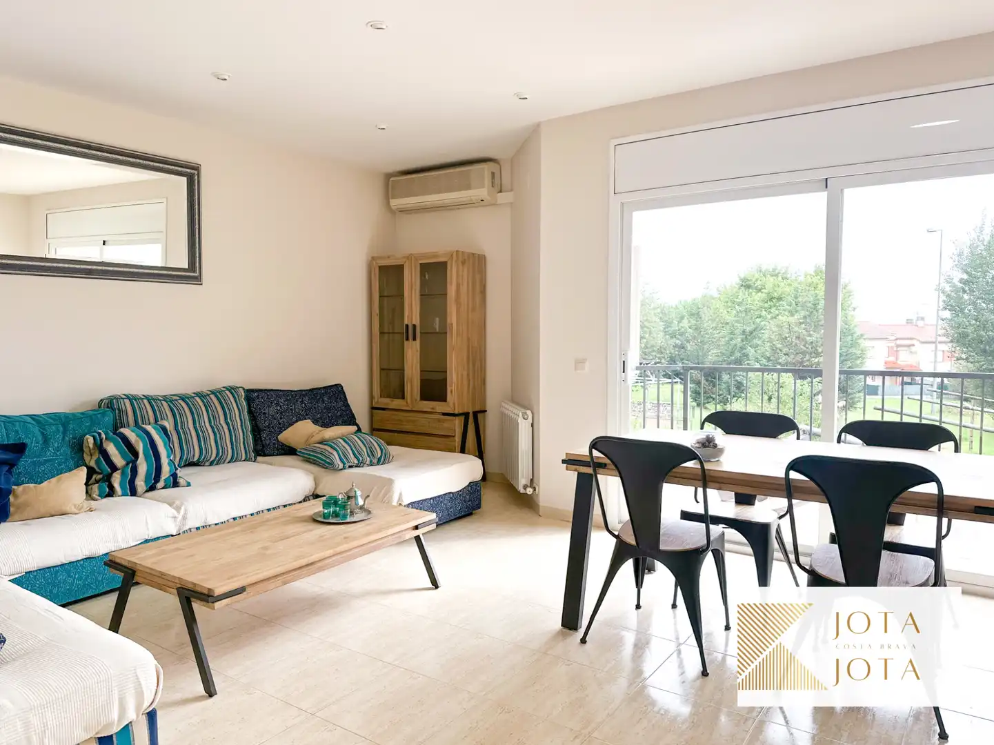 Maison mitoyenne avec terrasse à vendre à Maçanet de la Selva pueblo, imagen 3