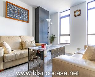 Living room of Office to rent in Carballo