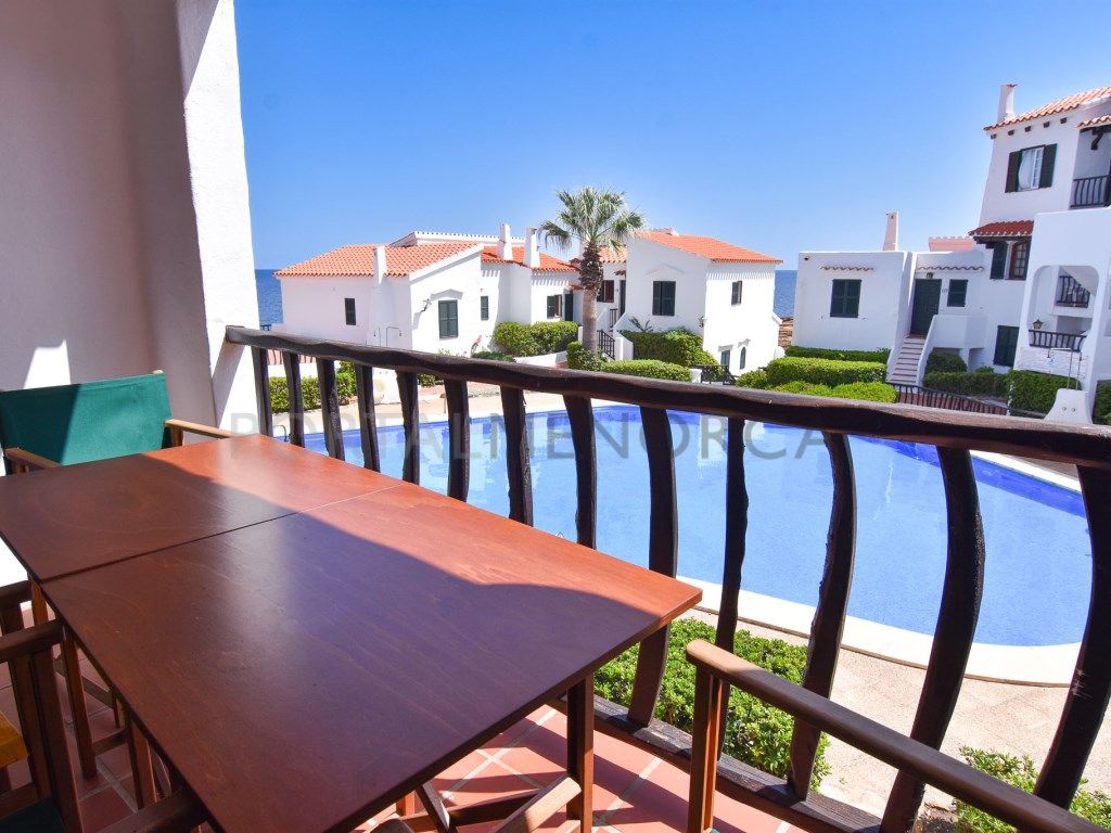 Vista exterior de Apartamento en venta en Es Mercadal con Piscina comunitaria