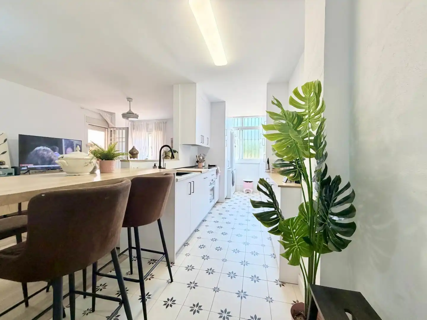 Kitchen of Flat for sale in Roquetas de Mar  with Air Conditioner, Heating and Terrace