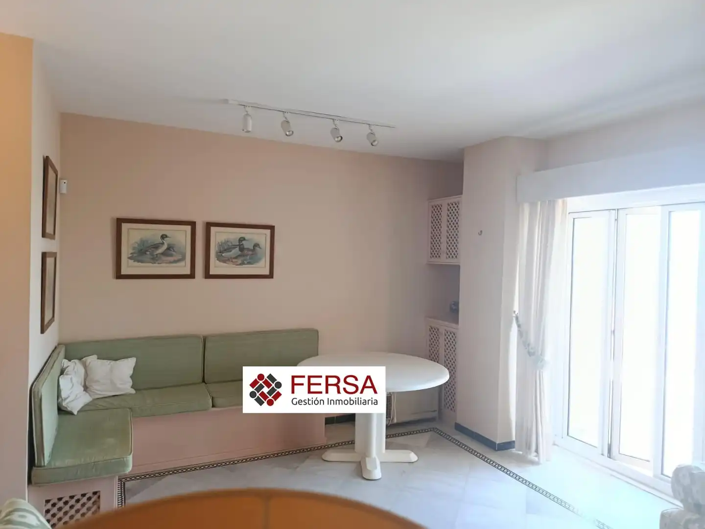 Exterior view of Apartments for rent in El Puerto de Santa María  with Terrace, Storage room and Furnished