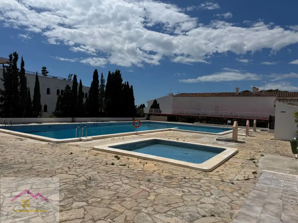 Ground floor with pool for sale in Avenida de Manila 4, imagen 3