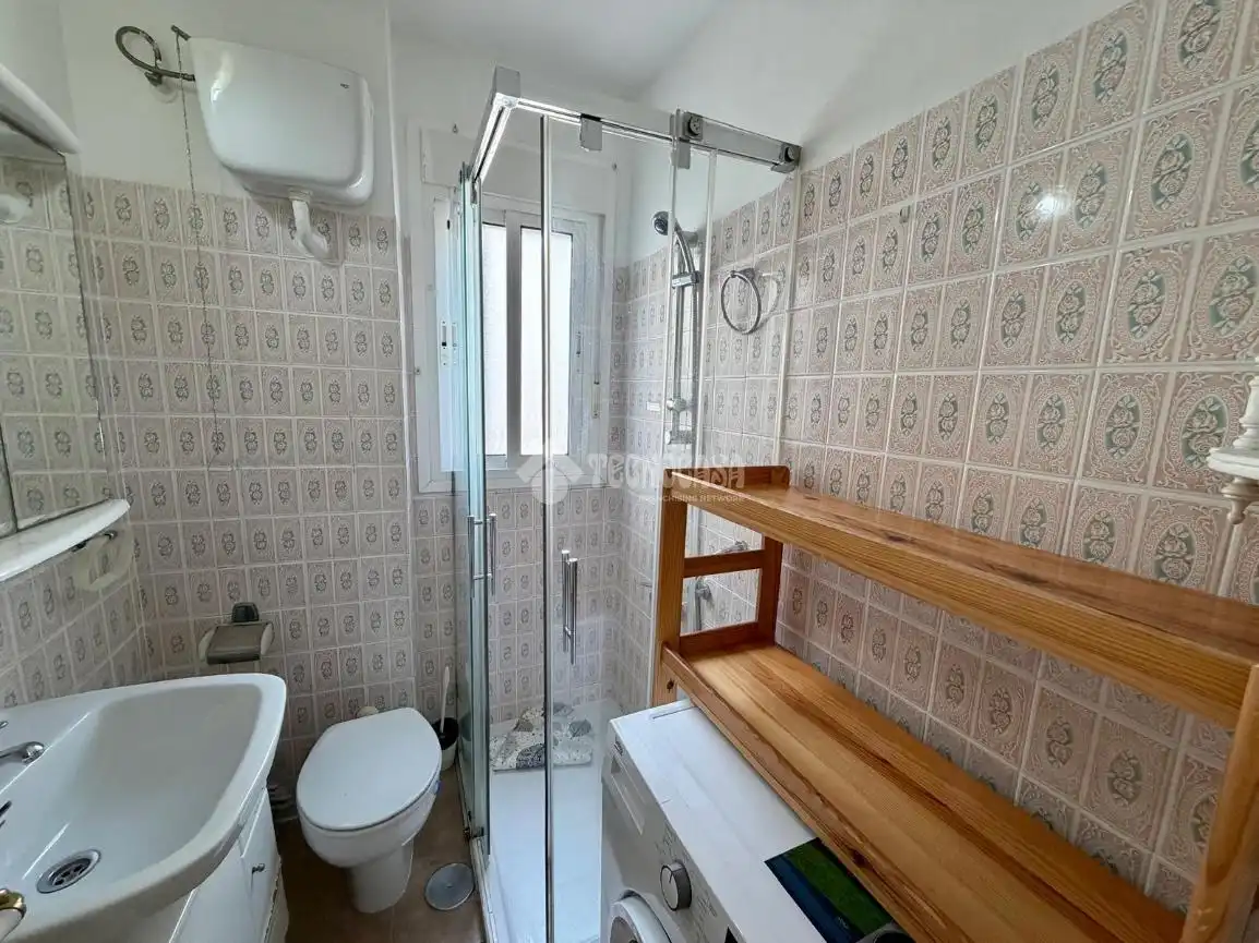 Bathroom of Flat for sale in Valladolid  with Heating and Balcony