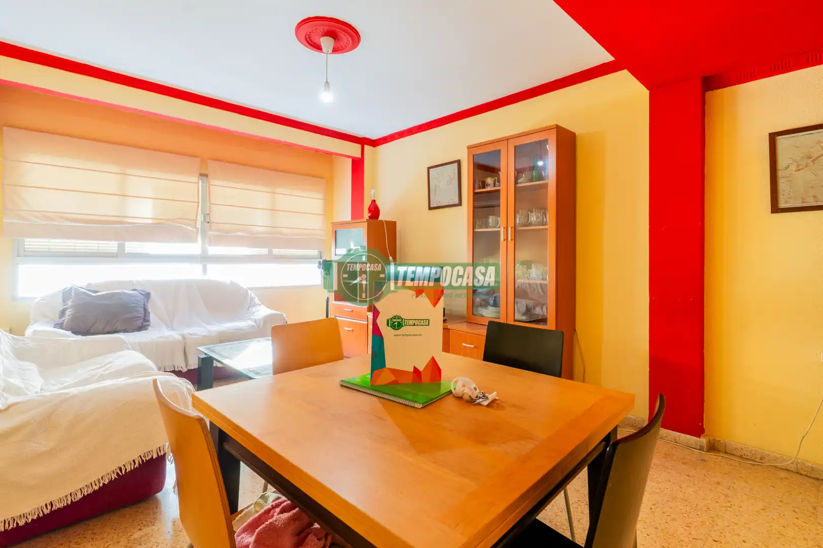 Piso con ascensor en venta en Carrer de Juan Bautista Marco 10, imagen 2