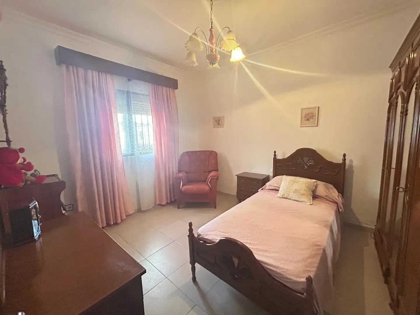 Habitación de Casa o chalet en venta en Utrera