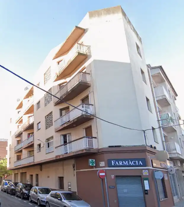 Vista exterior de Ático en venta en Figueres con Terraza