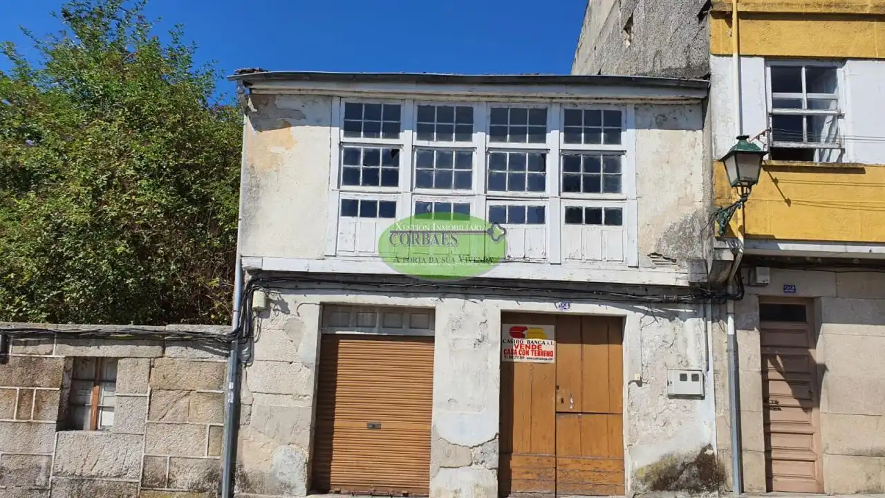 Casa con jardín en venta en O Carballiño