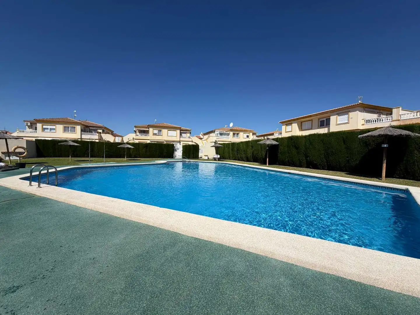 Piscina de Apartamento en venta en Orihuela con Piscina y Amueblado