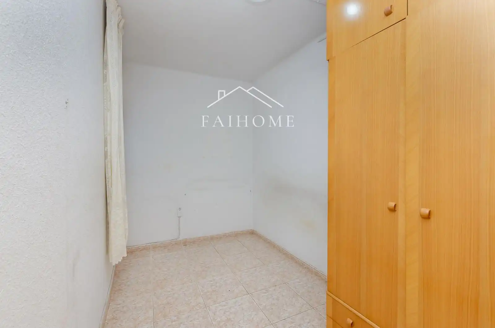 Habitación de Piso en venta en Badalona con Calefacción, Horno y Lavadora