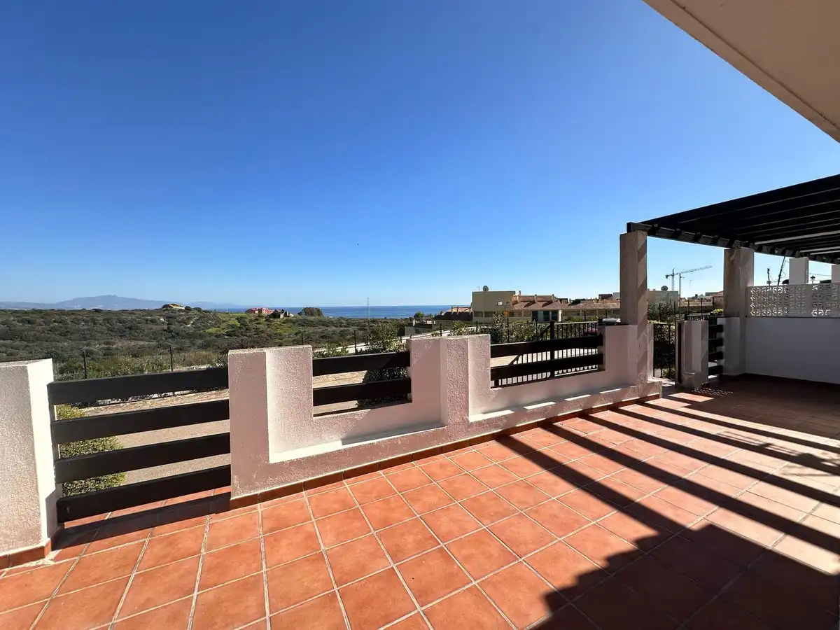 Terrassa de Apartament en venda en Manilva amb Terrassa i Piscina comunitària