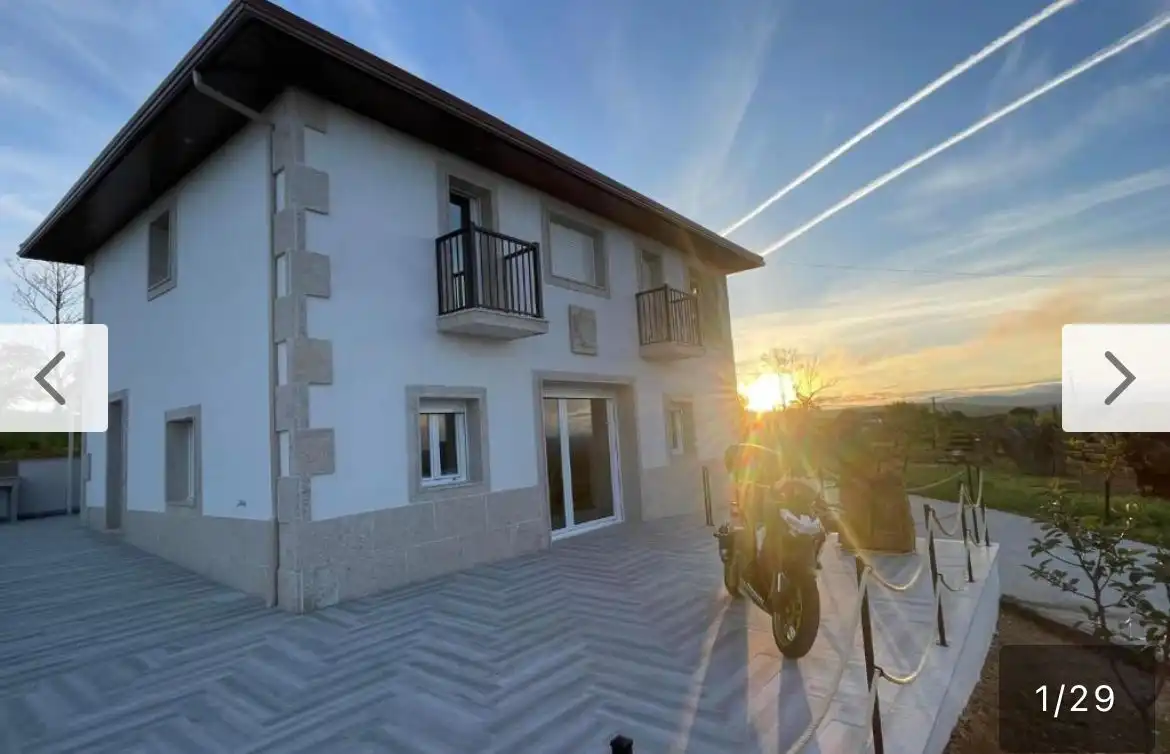 Houses for rent in Vilardevós