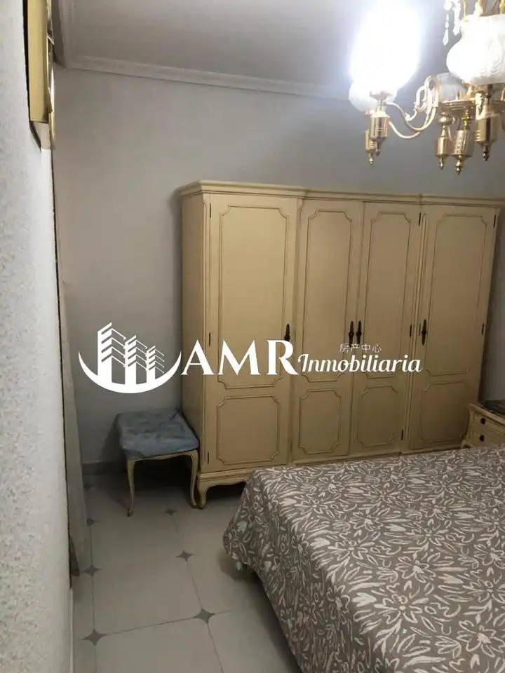 Schlafzimmer von Wohnung zum Verkauf in Reyes