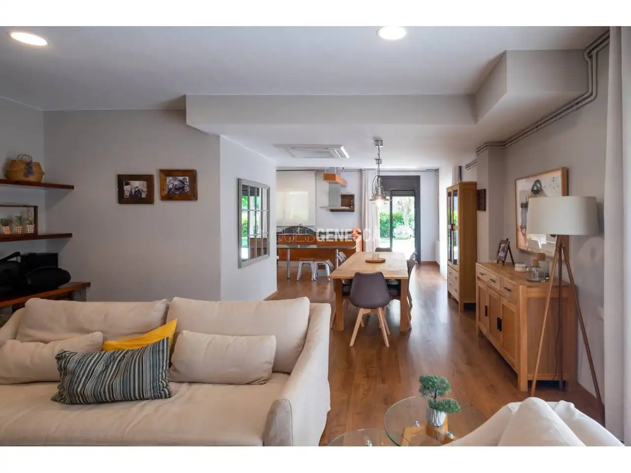 Sala de estar de Casa o chalet en venta en Matadepera con Aire acondicionado, Calefacción y Jardín privado