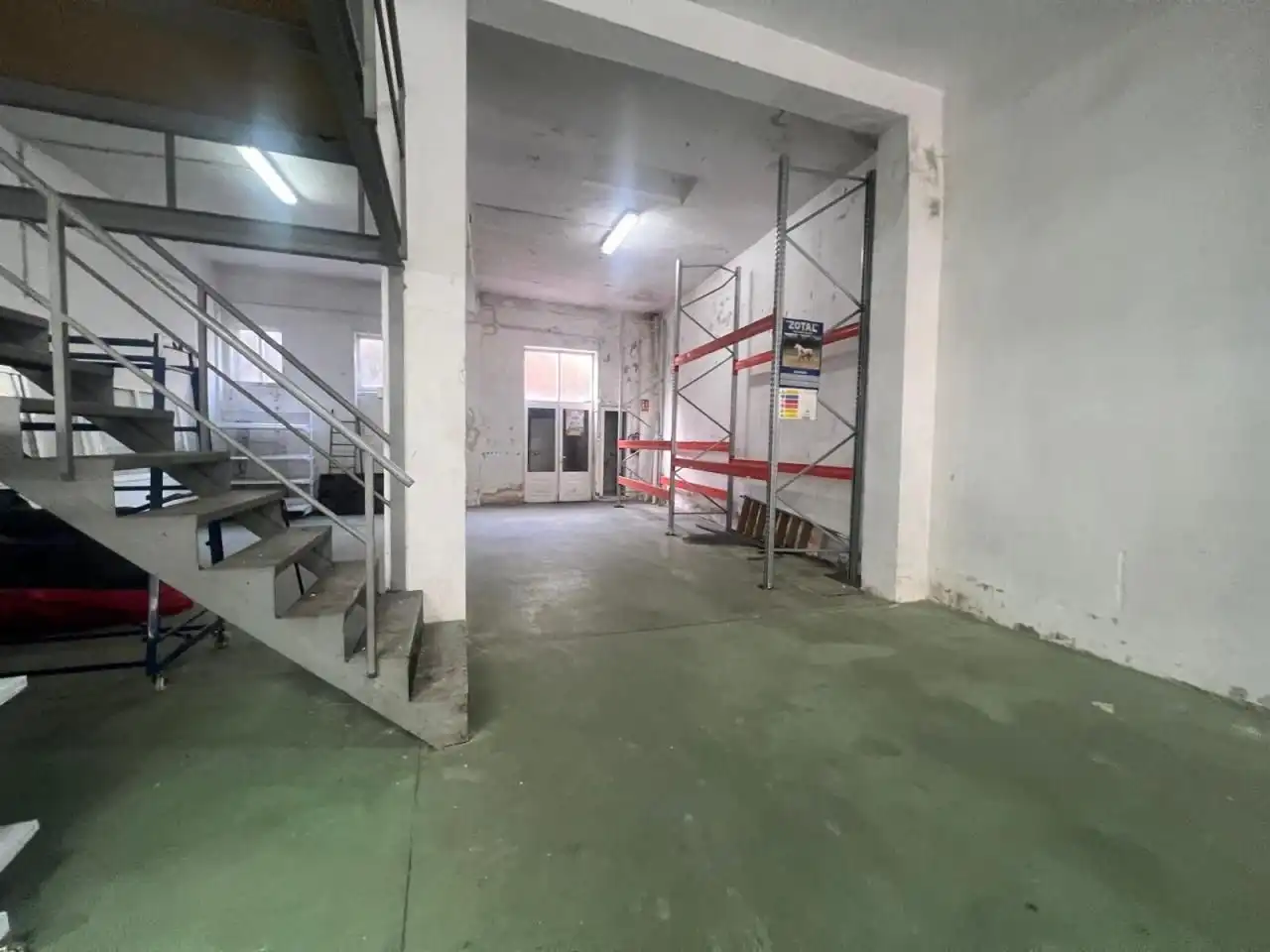 Commercial properties for sale in Avenida Avenida de portugal, 123, A Carballeira