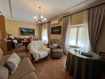 Casa con balcón en venta en Calle Pelayo