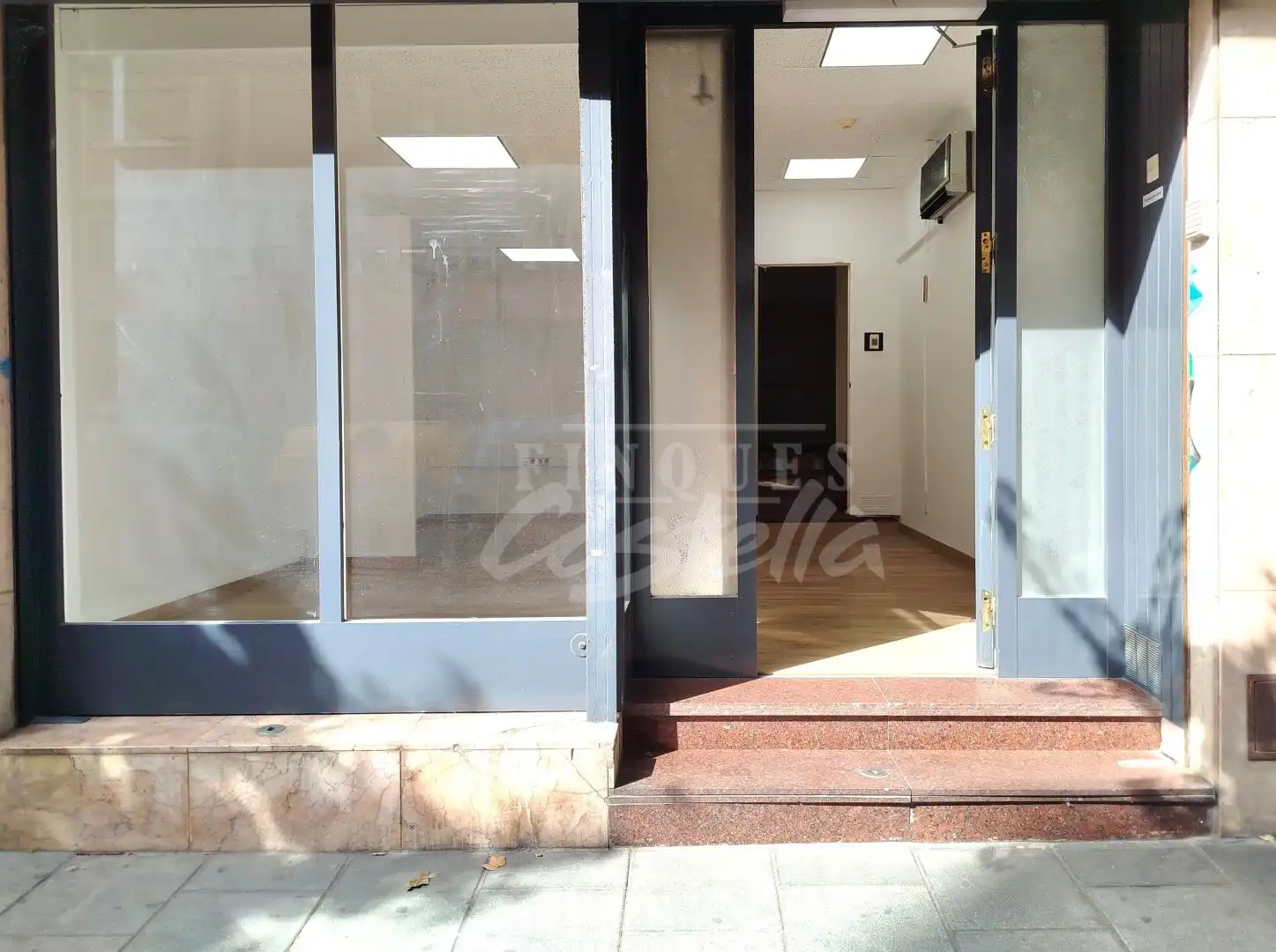 Local de lloguer en Mataró amb Aire condicionat