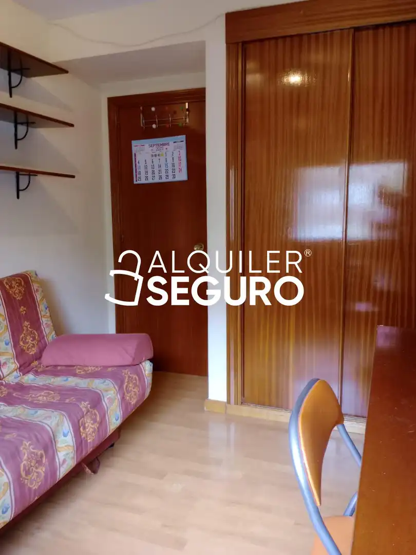 Piso de alquiler en Idioma Esperanto, Pueblo Nuevo