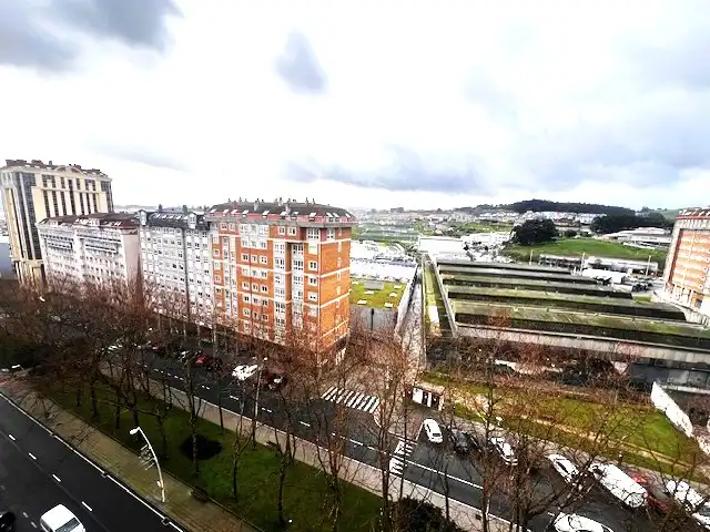 Vista exterior de Piso en venta en A Coruña Capital  con Calefacción, Parquet y Trastero