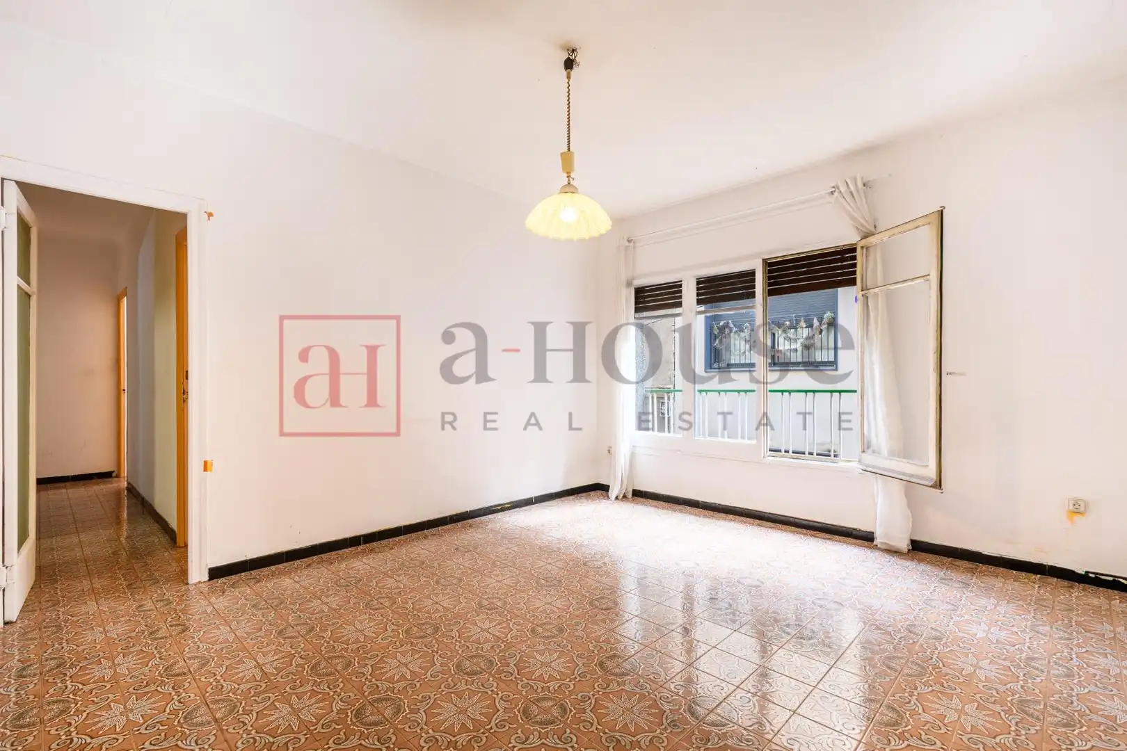 Flat with lift for sale in Carrer de Sors