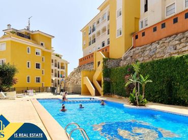 Apartamento con piscina en venta en Orihuela Costa