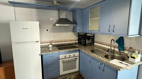 Photo 3 of Flat for rent in Calle Calle Martínez de la Rosa, Los Castillejos - La Trinidad, Málaga Capital