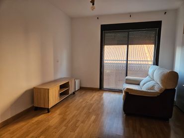 Flat with lift to rent in Calle Marie Curie