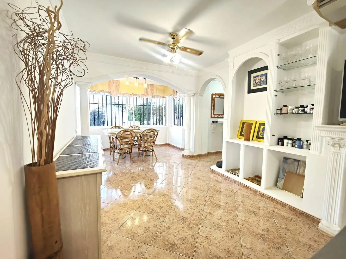 Planta baja en venta en Arona con Jardín privado, Terraza y Amueblado
