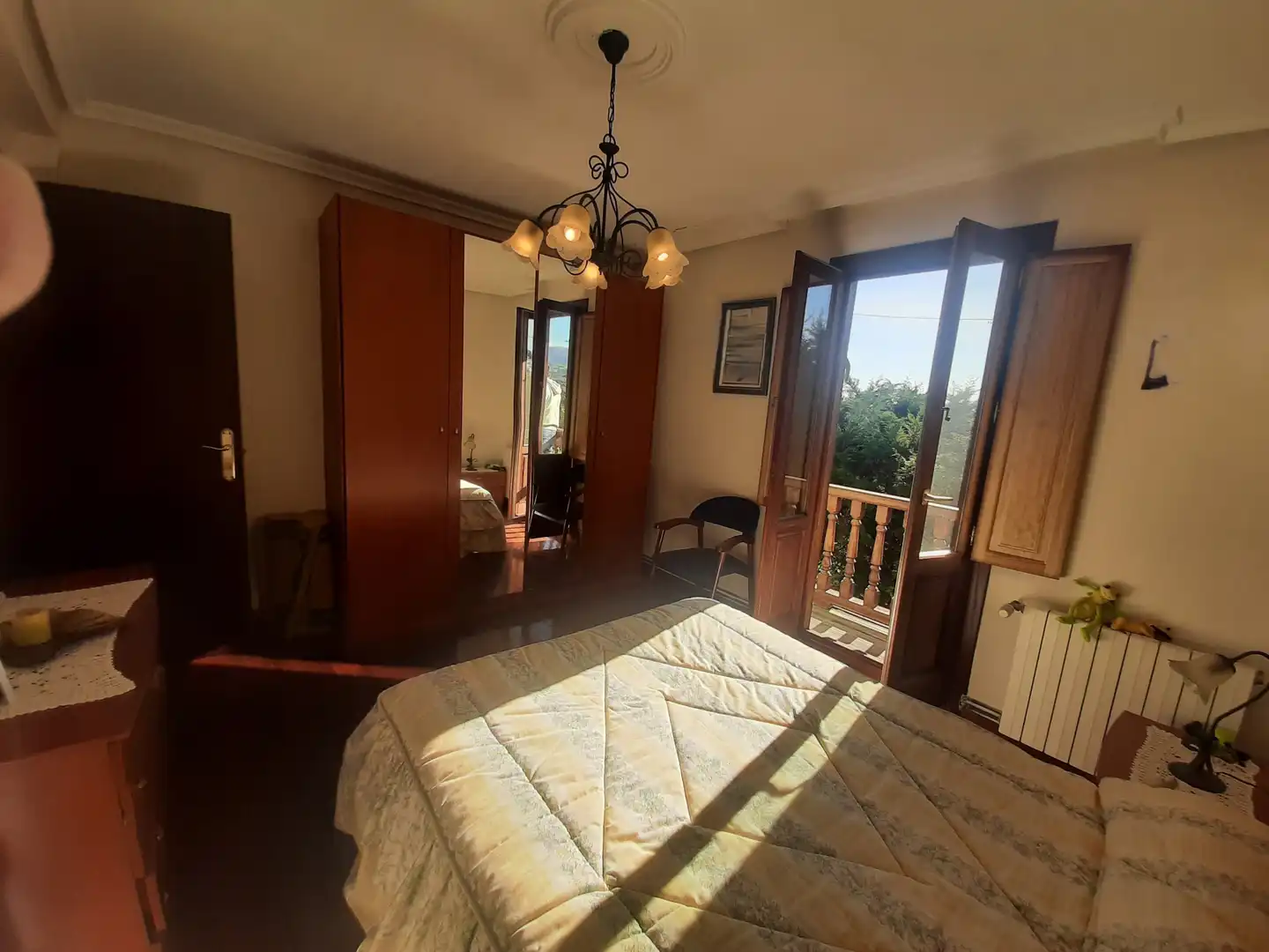 Habitación de Casa o chalet en venta en Reocín con Calefacción, Jardín privado y Amueblado