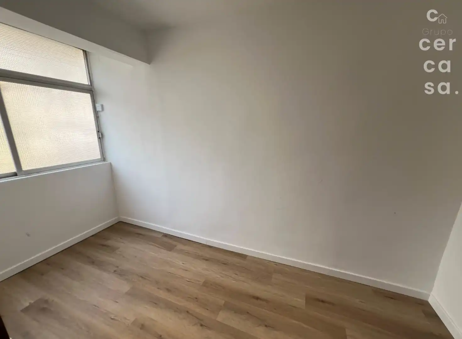 Habitación de Piso en venta en Torrent con Balcón